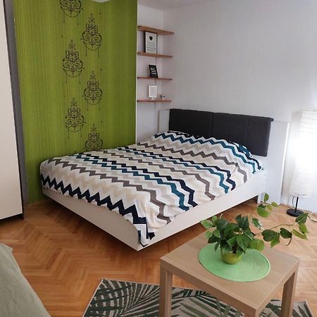 Apartment Kiwi Novi Sad Exterior photo